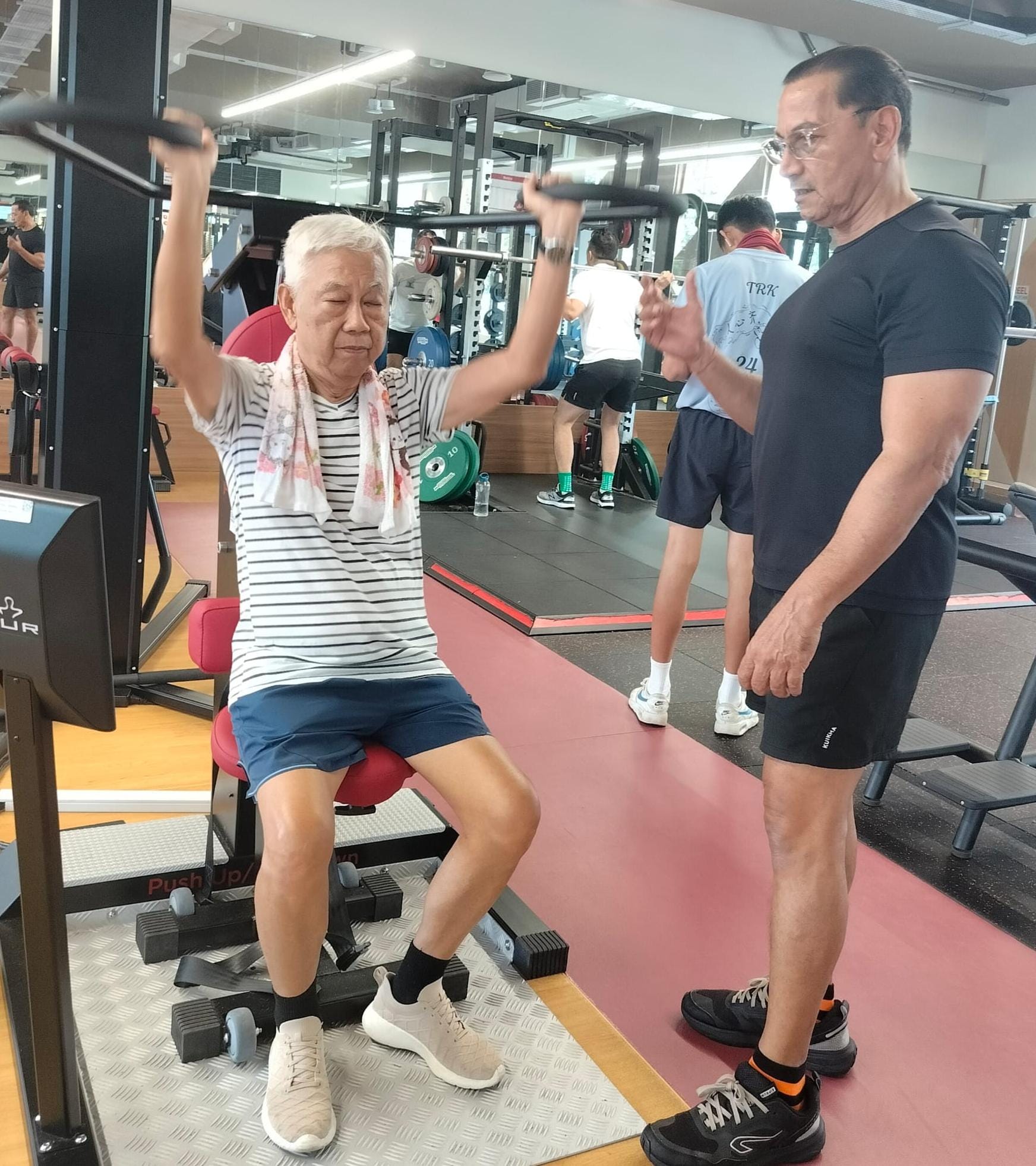 Fitness training for seniors at Enlab Fitness